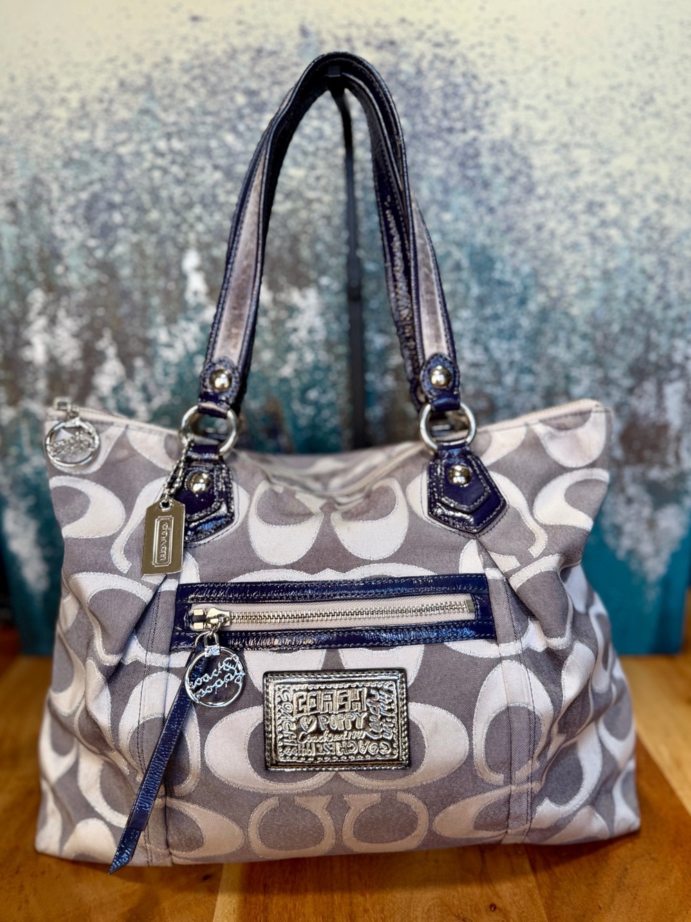Coach Y2K Glam 2010 Poppy Op Art Tote Gray Silver Navy Patent Leather Fair - Picture 5 of 15